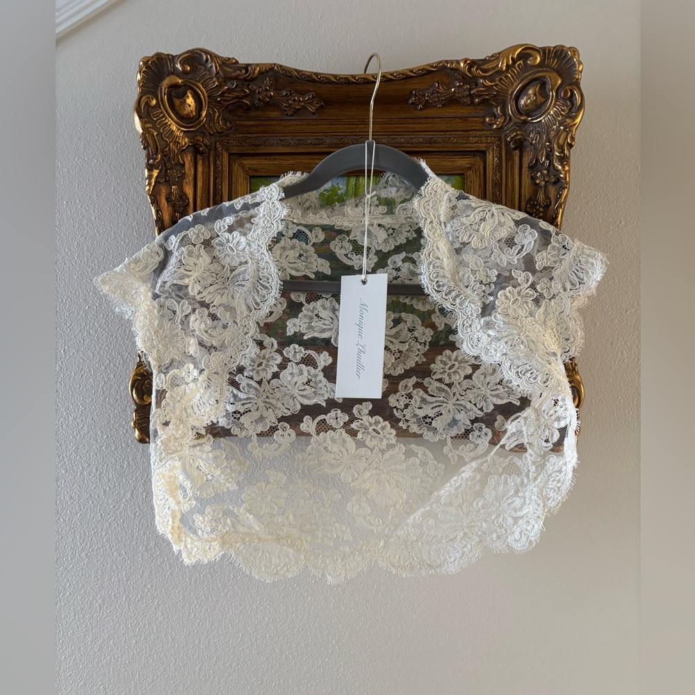 Monique Lhuillier Ivory Lace Bridal Bolero
